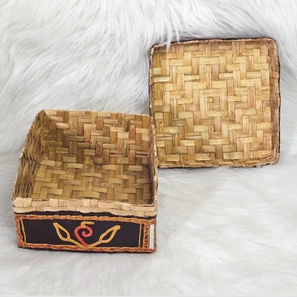 Vintage Woven Rattan Wicker Trinket Box with lid colorful , Handmade In INDIA